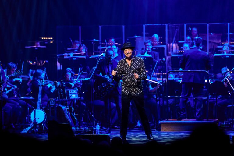 Music legend Russell Morris takes to the stage in a symphonic celebration of his stellar music career. 